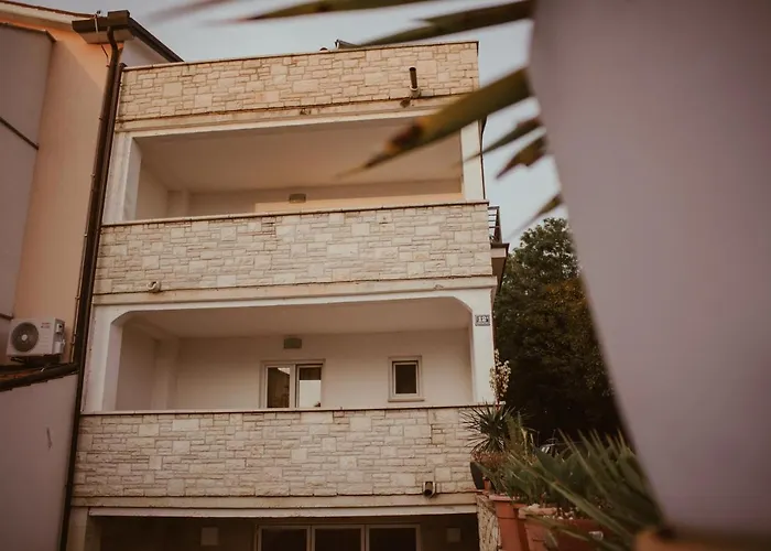 Perla Apartament *