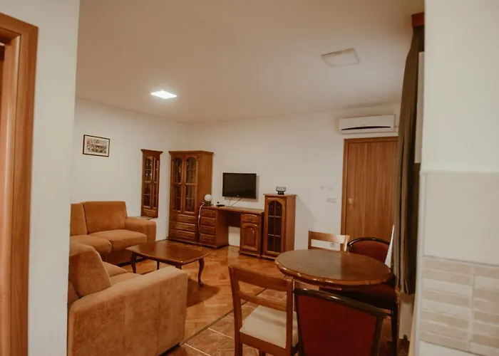 Perla Apartament *