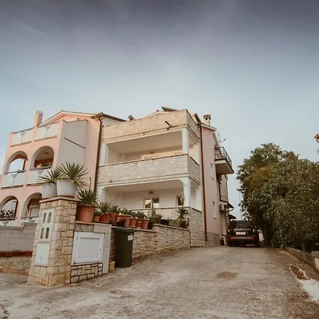 Perla Appartement *