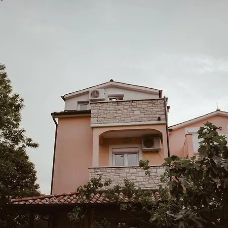 Perla Appartement *