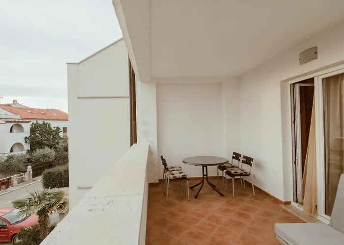 Perla דירה פורץ